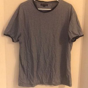 Banana republic tee XL